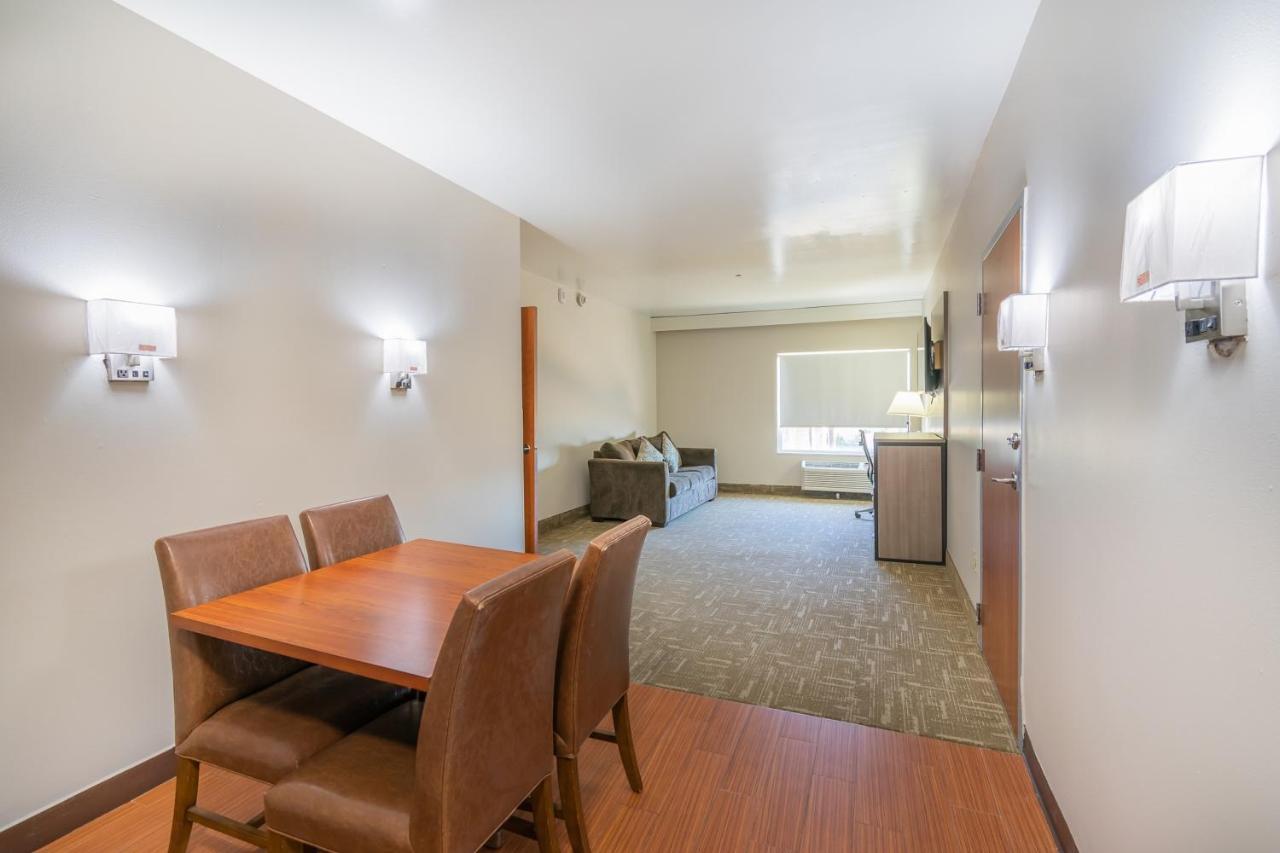 Clarion Pointe Galveston Seawall Exterior photo