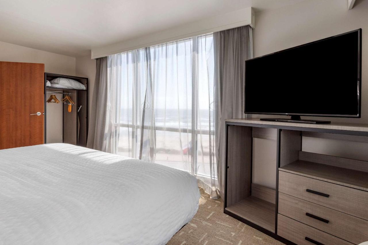 Clarion Pointe Galveston Seawall Exterior photo